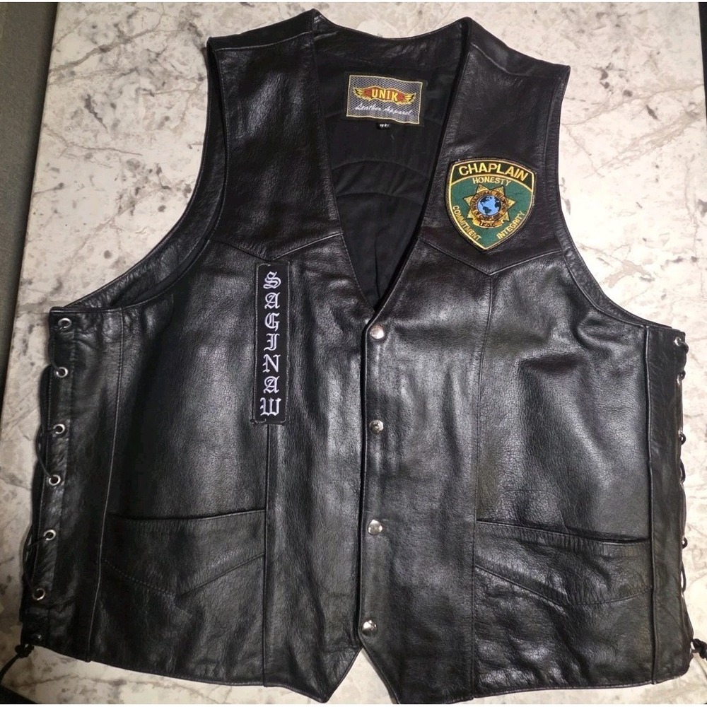 Blue Knights Law Enforcement Motorcycle Club Leather Vest 56 Saginaw  Michigan